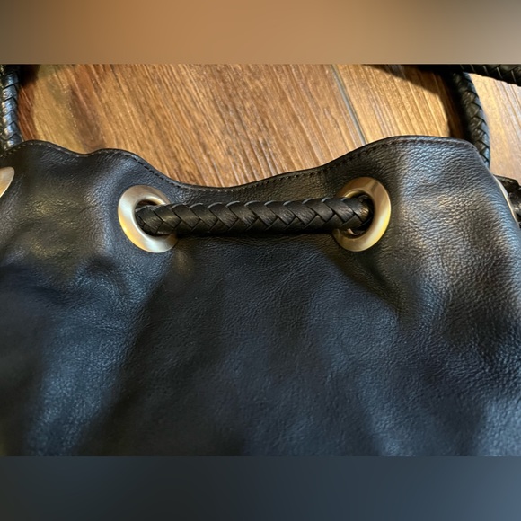Cole Haan black chestnut spectator saddle unit leather bag. With original tag. - Picture 6 of 15